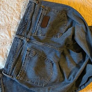Men's Relaxed Fit Blue Jeans